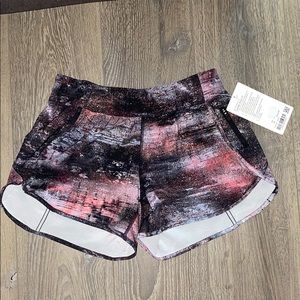 Lululemon Tracker Short 4”